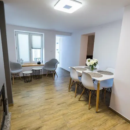 Апартаменты Pola Рын